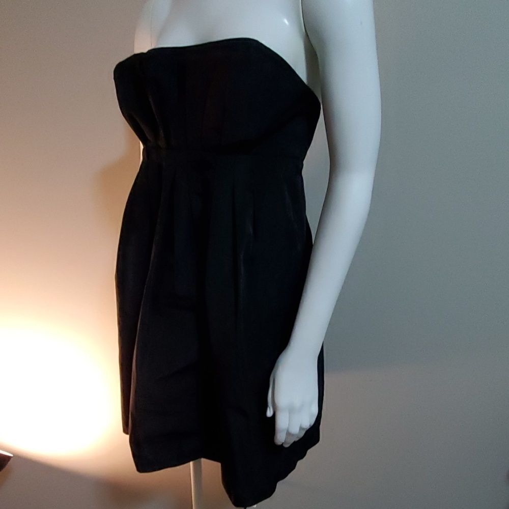 BCBGeneration Black Strapless Ruffle Top Dress (12)